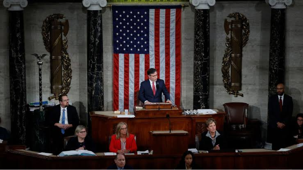 عضو مجلس النواب الأميركي عن الحزب الديمقراطي جيم ماكغفرن عن عدوان بلاده على فنزويلا