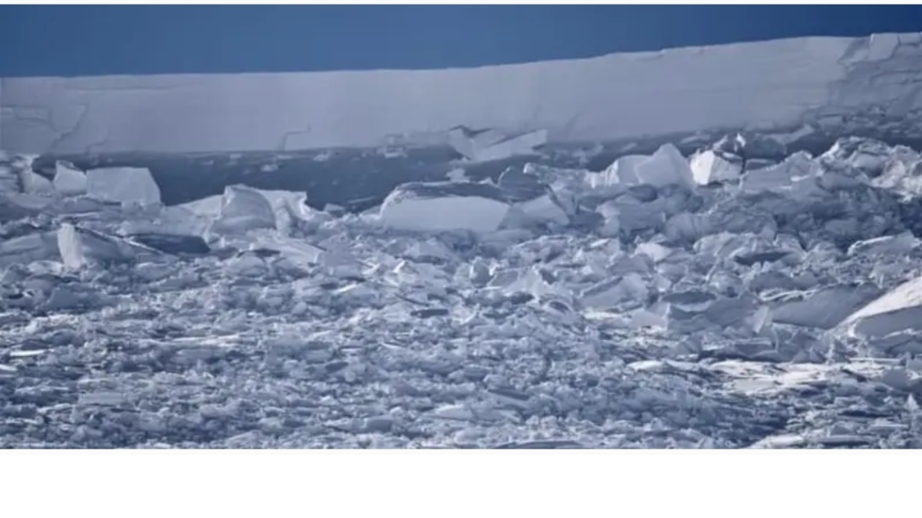 إنهيار ثلجيّ كبير جدّاً في بلدة لبنانيّة… وتحذير لممارسي الرياضات الشتويّة