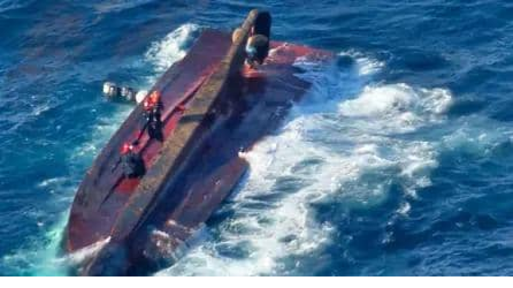 نيجيريا.. عشرات الغرقى والمفقودين إثر انقلاب قارب (فيديو) 