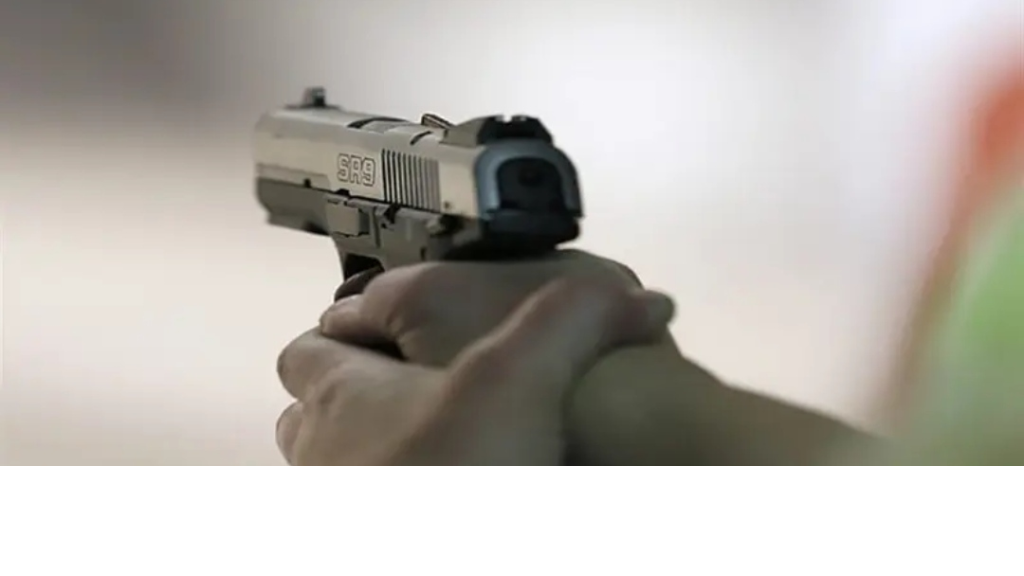 حادثة مروّعة.. أطلق النار عليه وأصابه في رأسه