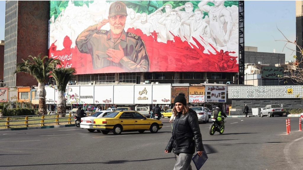 إيران تتوقّع عملاً أمنياً: الاحتجاجات مدخلاً لزعزعة النظام