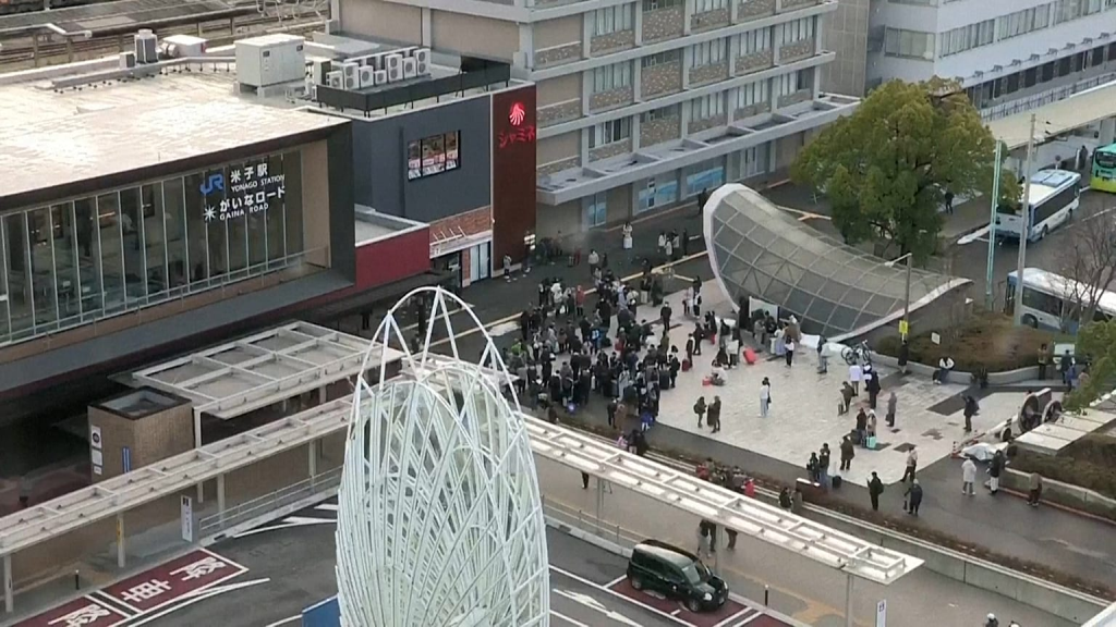 فيديو. زلزال بقوة 6.2 يضرب محافظة شيمانه اليابانية