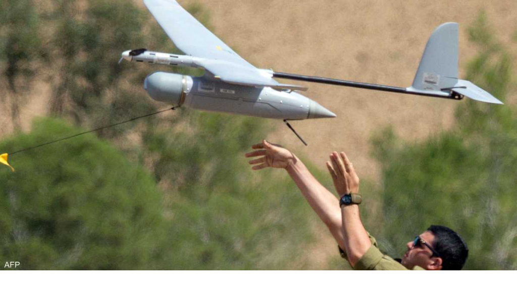 ‏‎الجيش اللبناني يعثر على مسيرة اسرائيلية سقطت على جانب الطريق العام وسط بلدة ‎عديسة