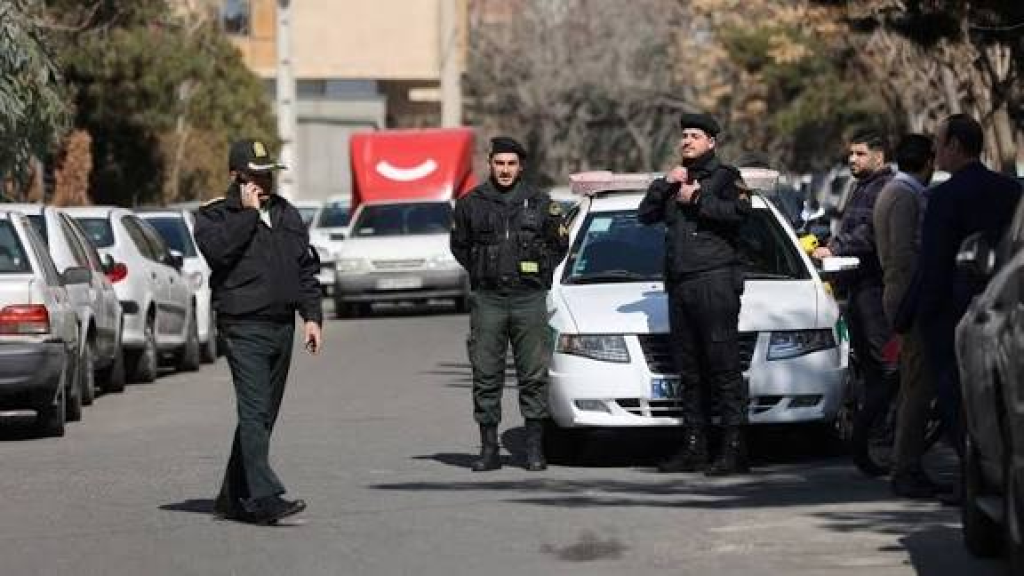 مقتل شرطي بإحتجاجات إيران