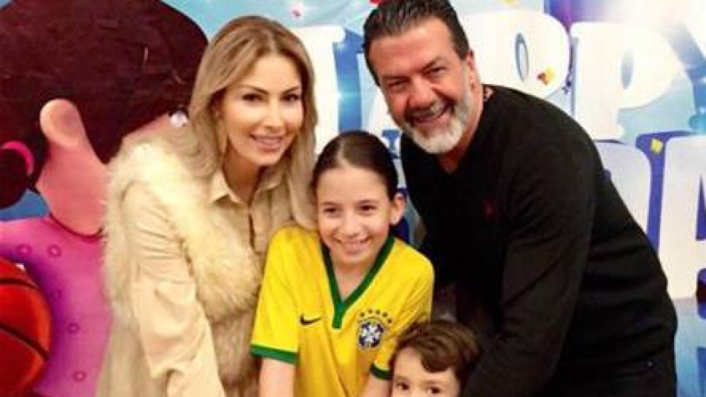 بالصور.. حين يلتقي حبّ الأهل بالحلم الكبير… طوني بارود وكريستينا صوايا يصفّقان لانتصار ديا ماريا الأوروبي