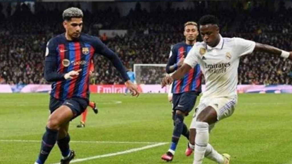 قمة مرتقبة بين ريال مدريد وبرشلونة في نهائي كأس السوبر الإسباني