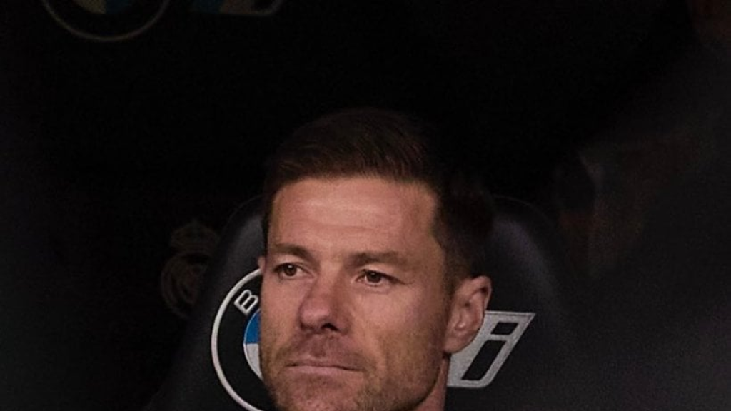 رَسْمِيًّا .. ريال مدريد يعلن عن إقالة ألونسو