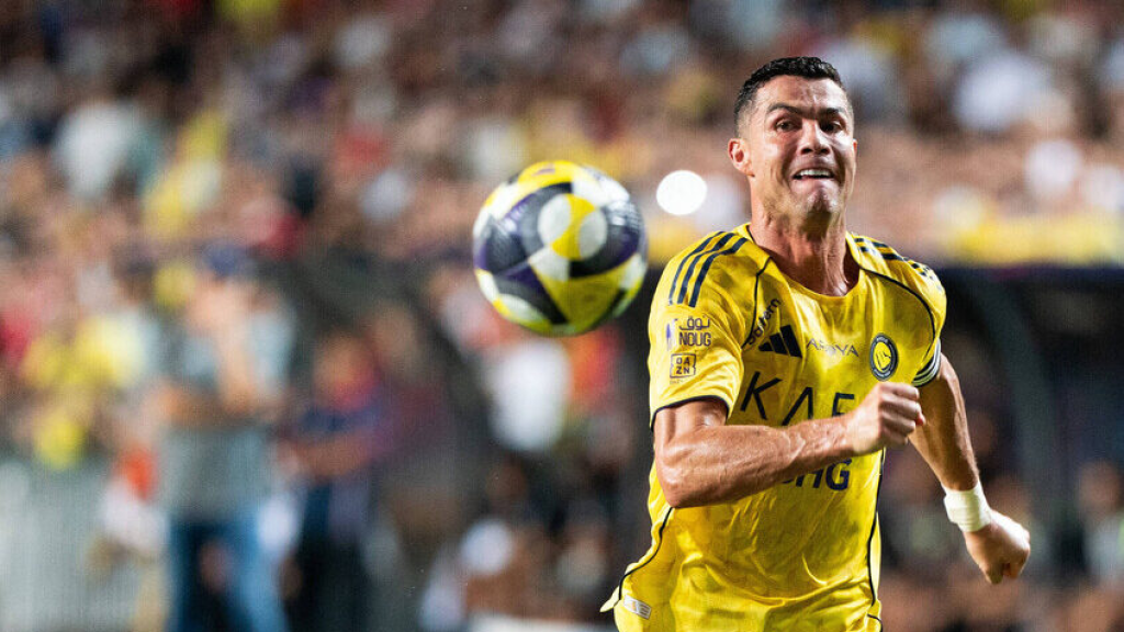 رونالدو مهدد بالعقوبة بعد إشاراته المثيرة للجدل في ديربي الرياض