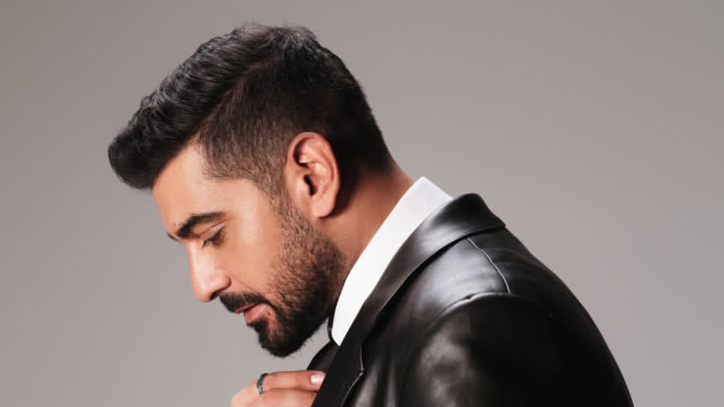 الفنان آدم: نغمة الحب وصوت المشاعر