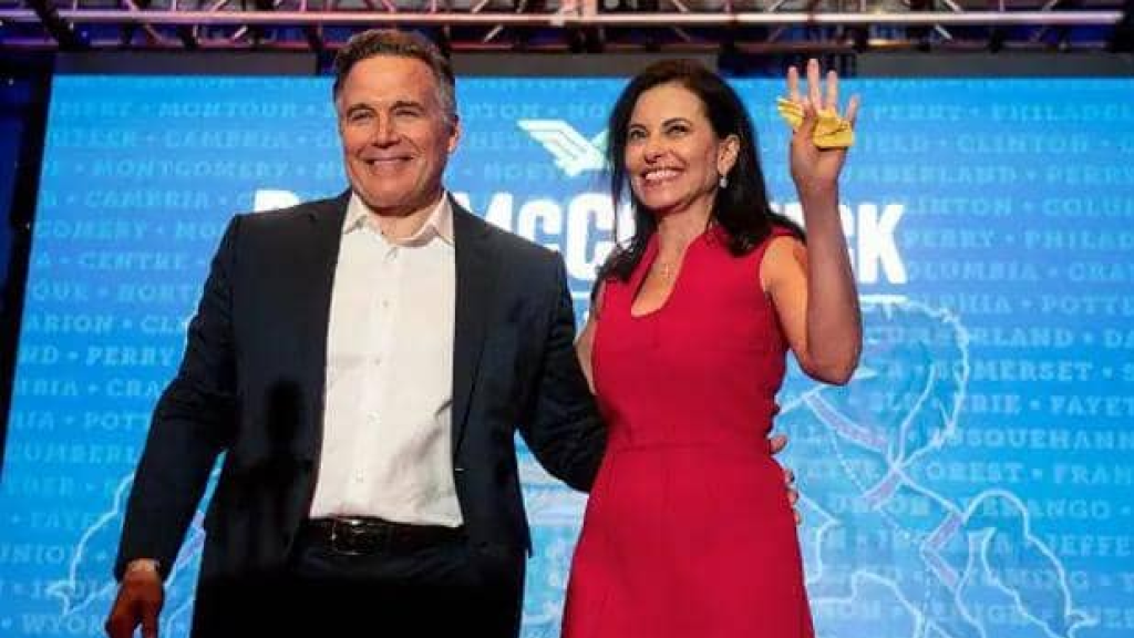 دينا باول: من هي المصرية-الأمريكية التي سترأس الشركة المالكة لفيسبوك وإنستغرام وواتساب؟ (صور)