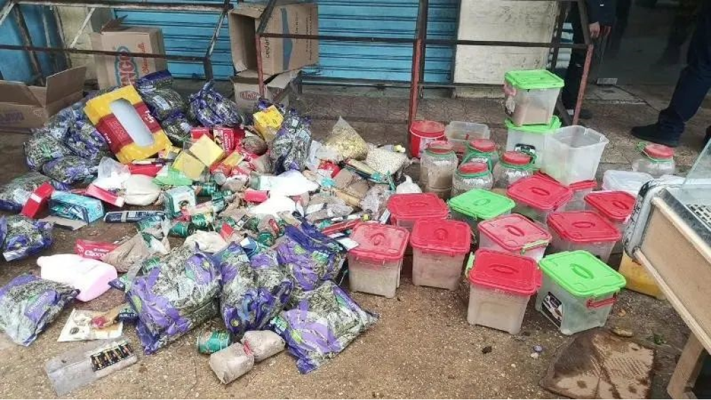 ضبط مواد غذائية منتهية الصلاحية في البيسارية