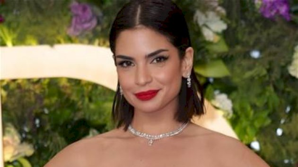 ريتا حايك تصدم الجمهور: 