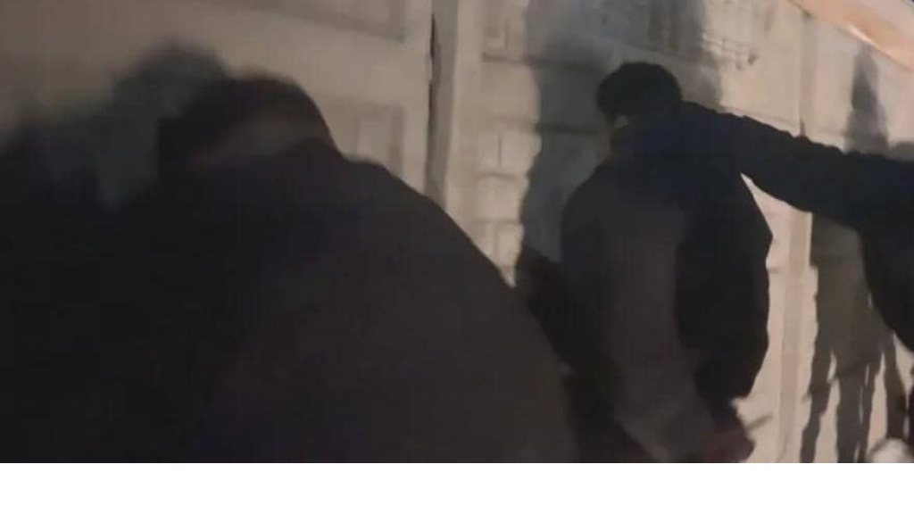 تهديد بسكين داخل سكن طلابي… توقيف طلاب مصريين على خلفية توعّد لبنانيين بالقتل (صورة)