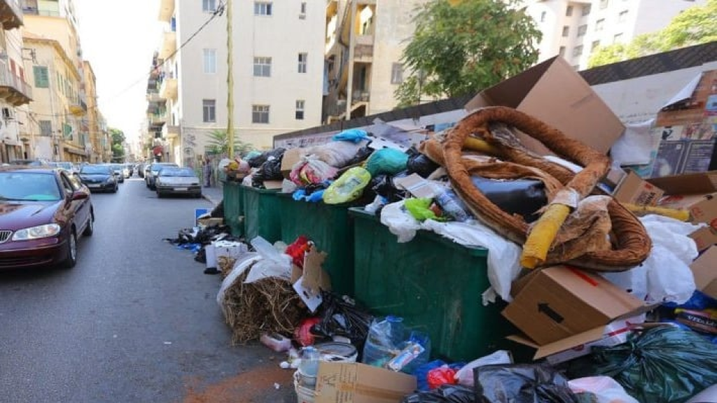 بعد قرار مجلس الوزراء بشأن ملف النفايات… بيان من بلدية صيدا