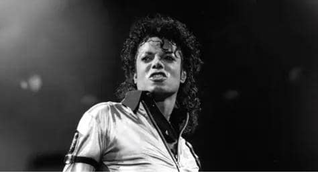 ادعاءات جديدة على مايكل جاكسون تهدد تسوية التركة 