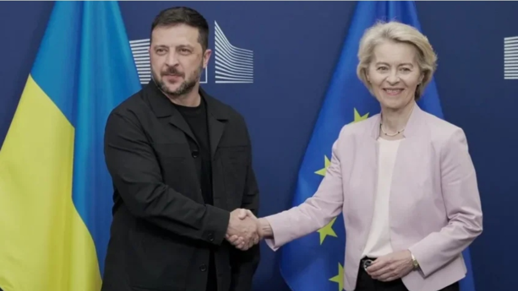 “فاينانشيال تايمز”: الاتحاد الأوروبي يبحث تغيير قواعد الانضمام لتسريع عضوية أوكرانيا