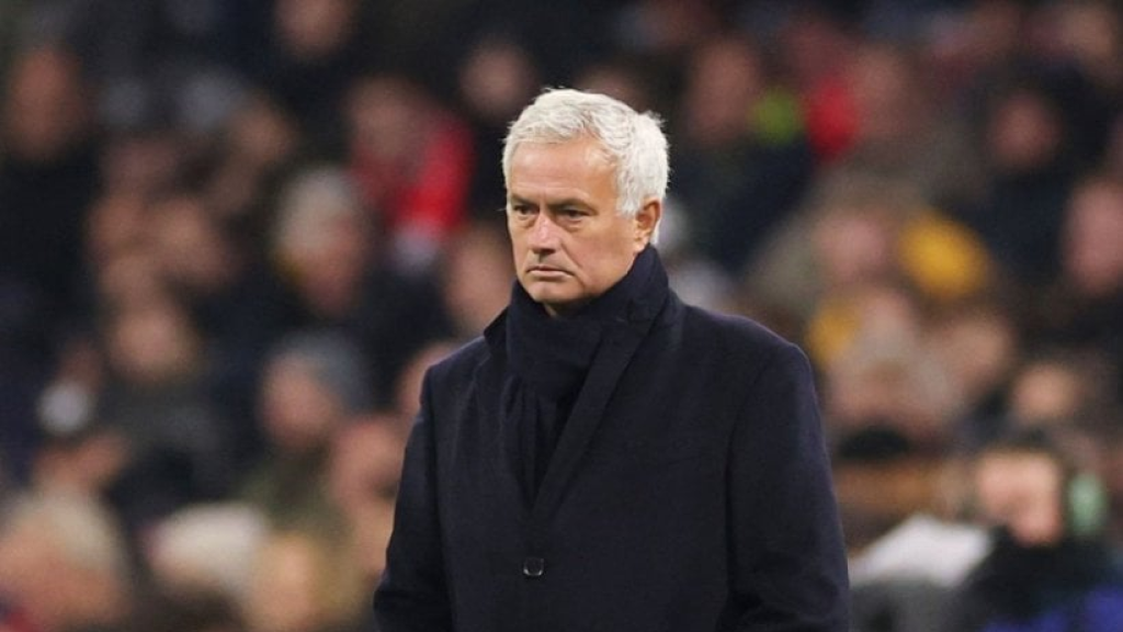 بيريز يدرس عودة جوزيه مورينيو لتدريب ريال مدريد