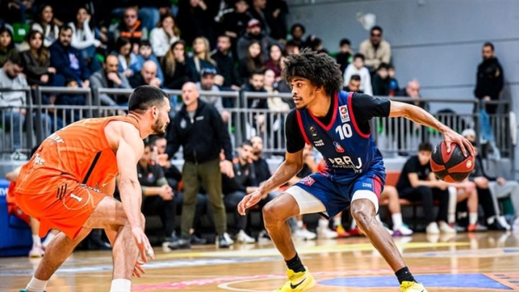 فوز أنترانيك على هومنتمن بنتيجة 97-89