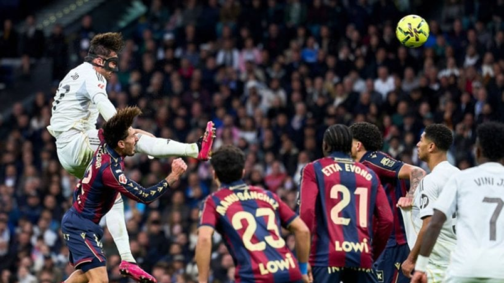 ريال مدريد يضغط على برشلونة بفوز ثمين على ليفانتي