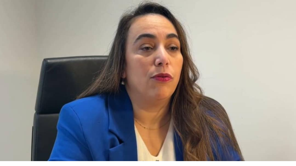 برلمانية فرنسية تكشف عن موقع إلكتروني مخصص لمراقبة المسلمين