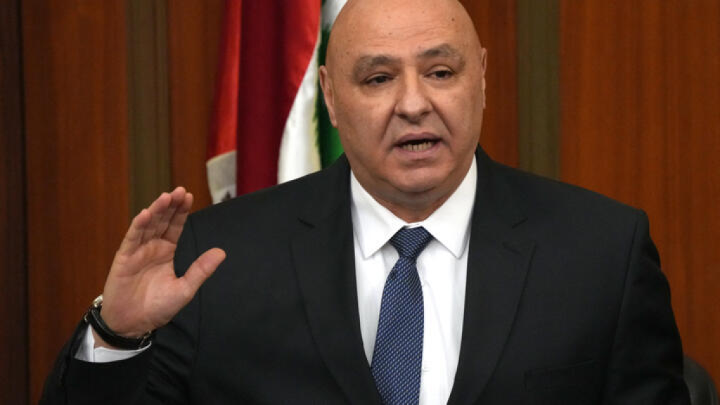 اتصالات لترطيب الاجواء بين عون والحزب