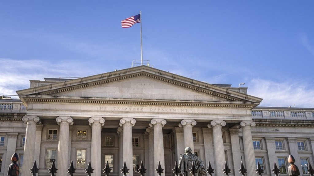 مسؤول أمريكي يصف النظام الضريبي في بلاده بأنه 