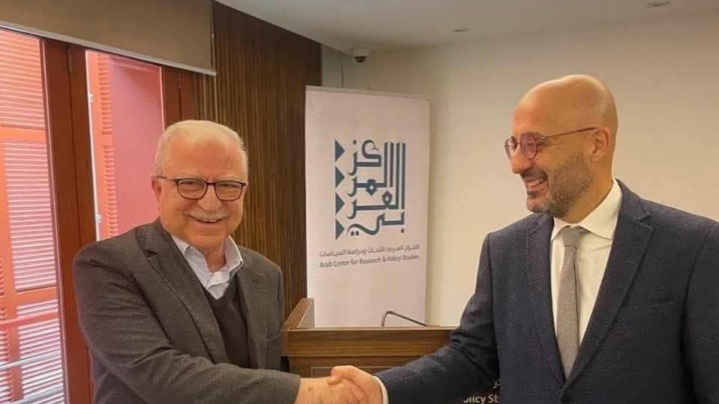 الوزير ناصر ياسين مديراً للمركز العربي للأبحاث في بيروت