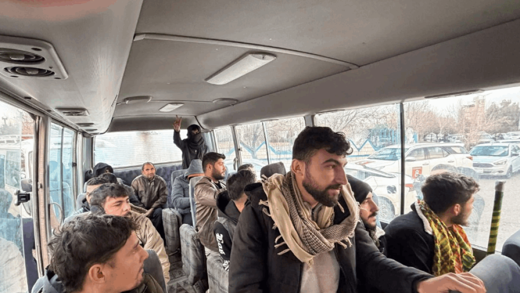 نفير كردي جديد.. مظاهرات وحشود للتوجه إلى سوريا للقتال مع 