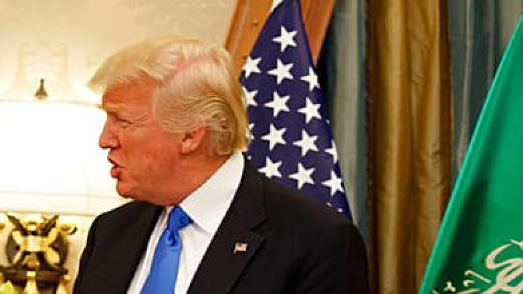 ترامب: أحبطنا فرار «أسوأ إرهابيين في العالم» من سجن سوري