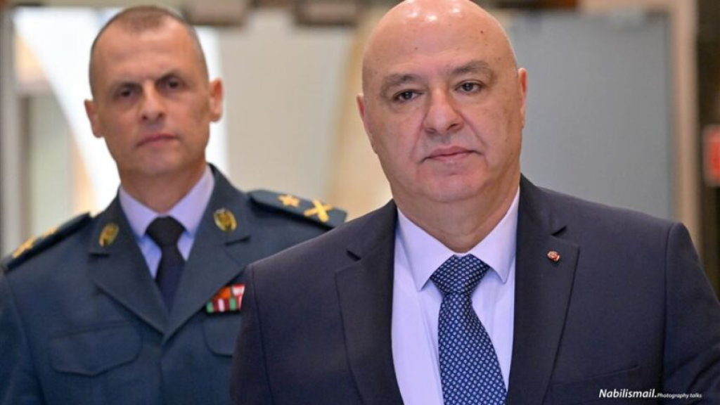 عون يسعى لتعزيز وضع بعبدا كمرجعية توازن