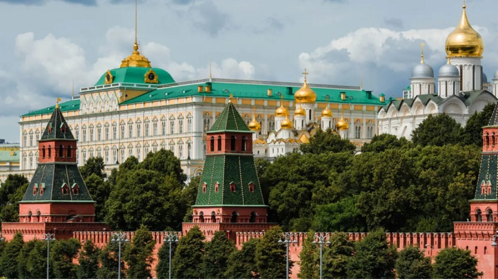 الكرملين: روسيا تريد تسوية دبلوماسية في أوكرانيا.. ولكن!