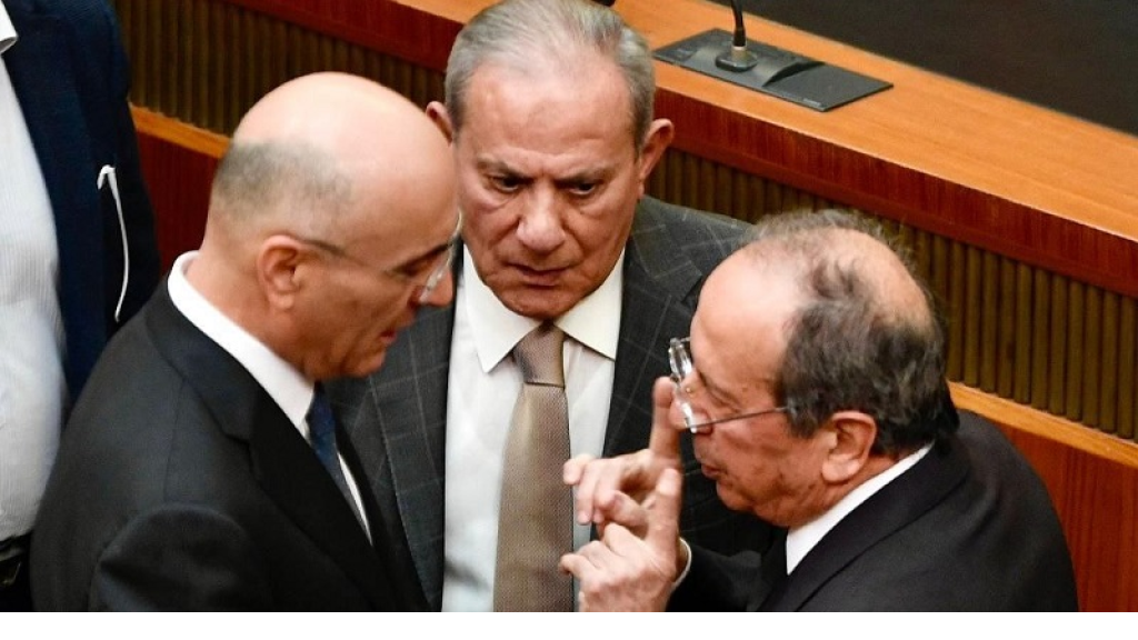 السيد: هناك تفاوت في الرواتب.. وليس هناك دولة في العالم تعاقب مقاومتها