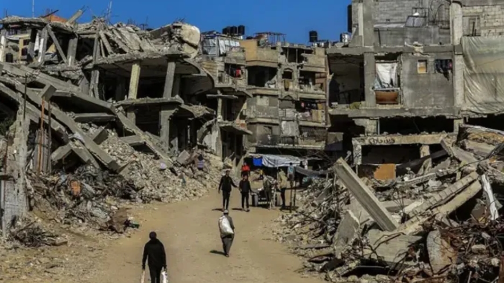 صحة غزة: 20 ألف مريض ينتظرون السماح لهم بالسفر للعلاج خارج القطاع