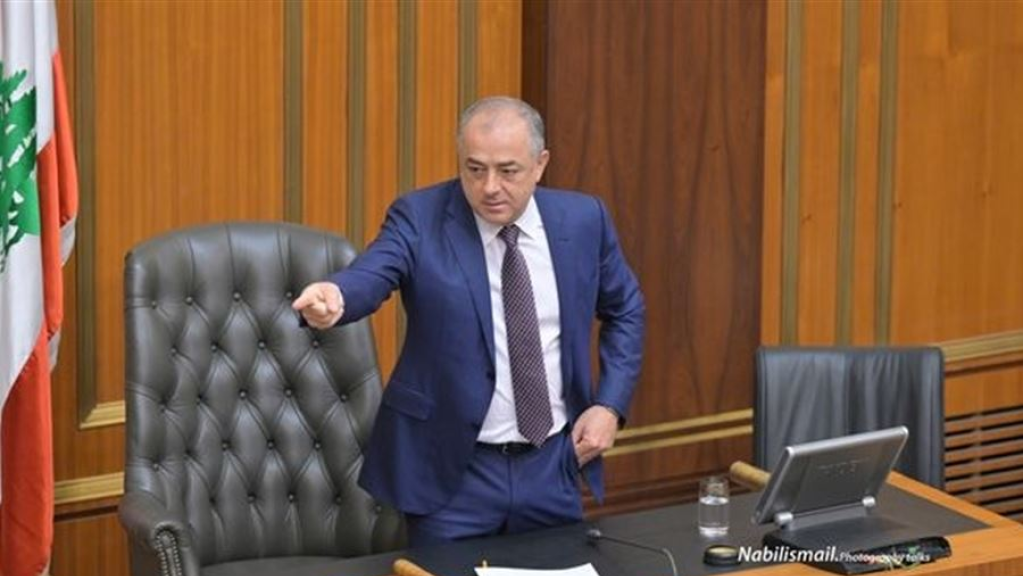 بو صعب يفتح باب المفاجآت: لا نية للترشح حتى الآن