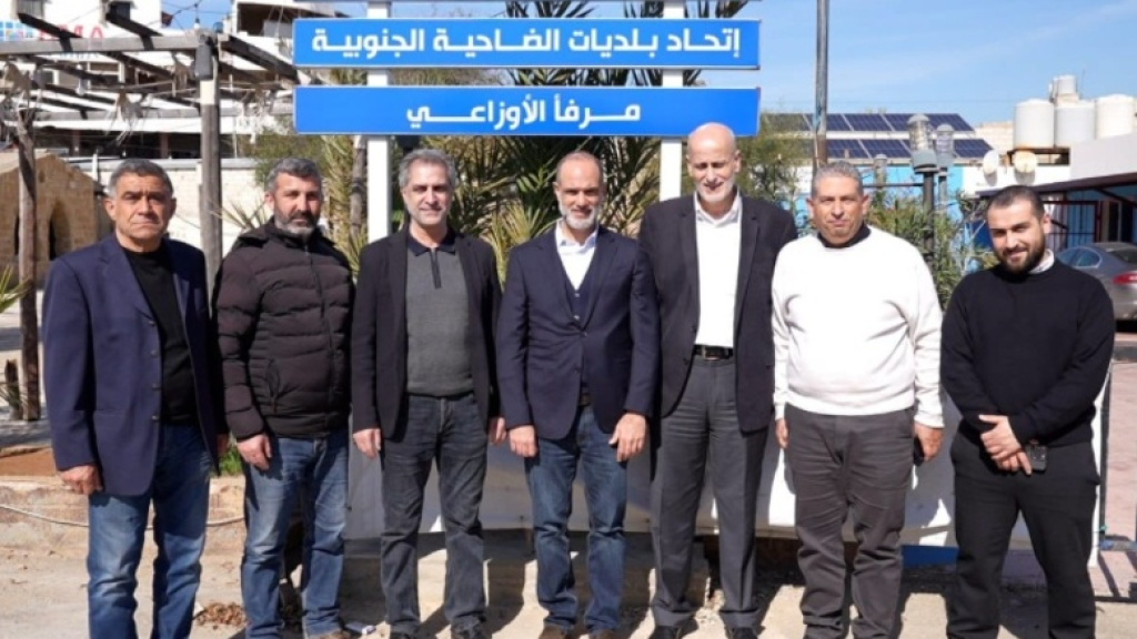 رسامني يتفقد طرقات الضاحية المؤهلة ويزور ميناء الأوزاعي