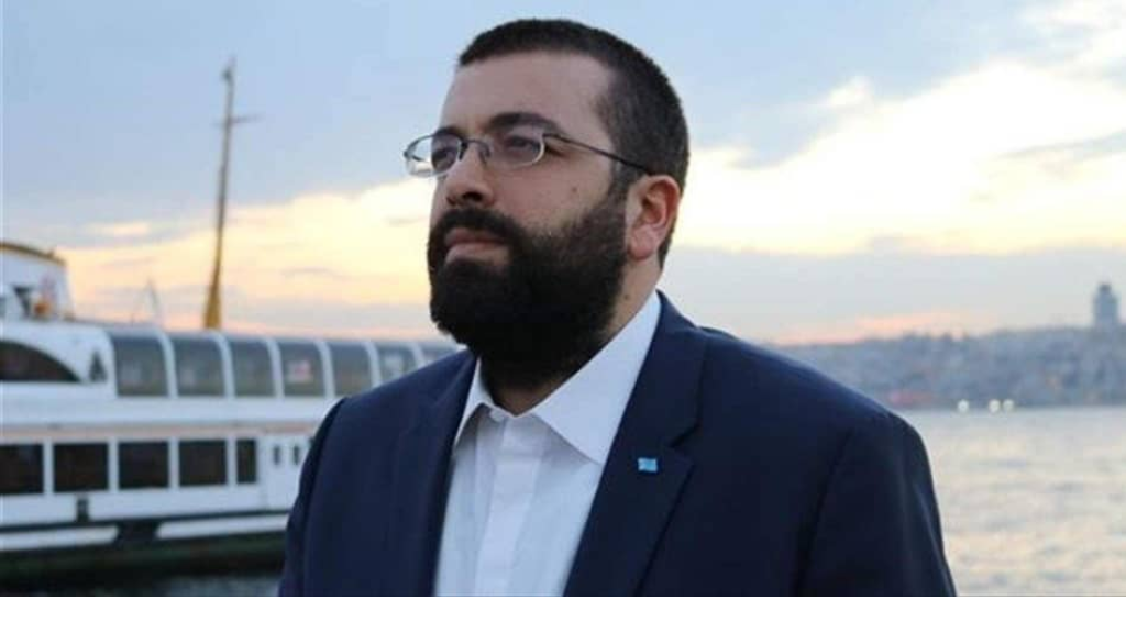 أحمد الحريري يرد على 