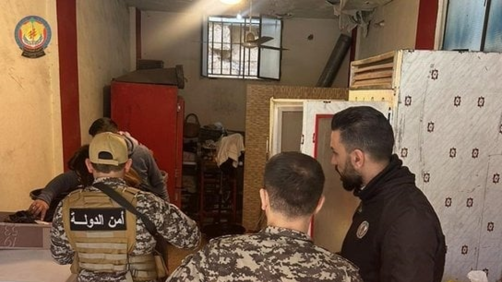 لحوم وأسماك فاسدة… “أمن الدولة” يختم المؤسسة بالشمع الأحمر ويوقِف المخالف