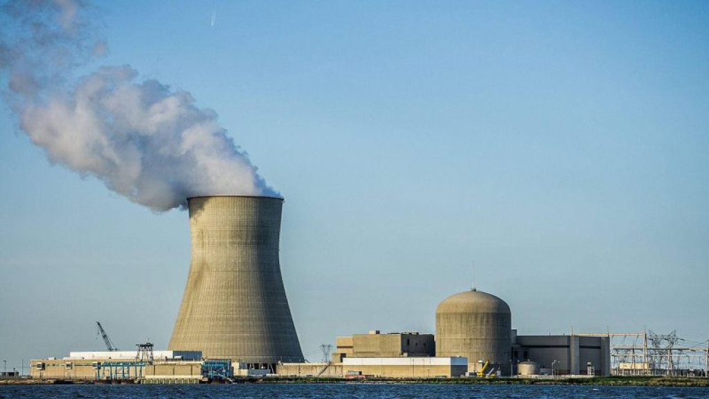 توقف كافة محطات الطاقة النووية في أوكرانيا عن توليد الكهرباء