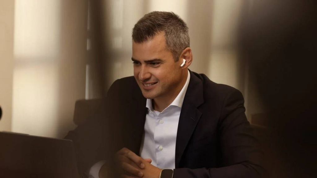 من درب مارون إلى دولة المؤسسات… رسالة سياسية لافتة من فرنجيه