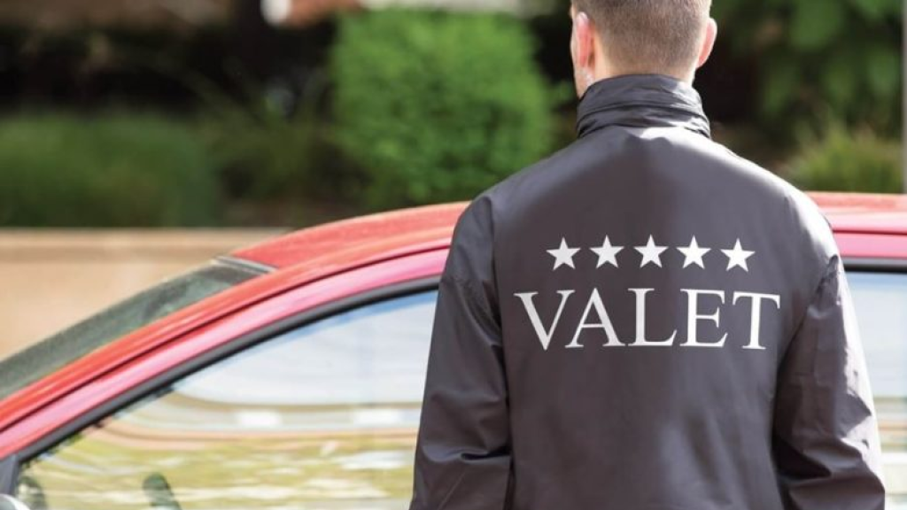 “الفاليه باركينغ” في لبنان: تسعيرةٌ جديدة… فهل هي ظالمة؟