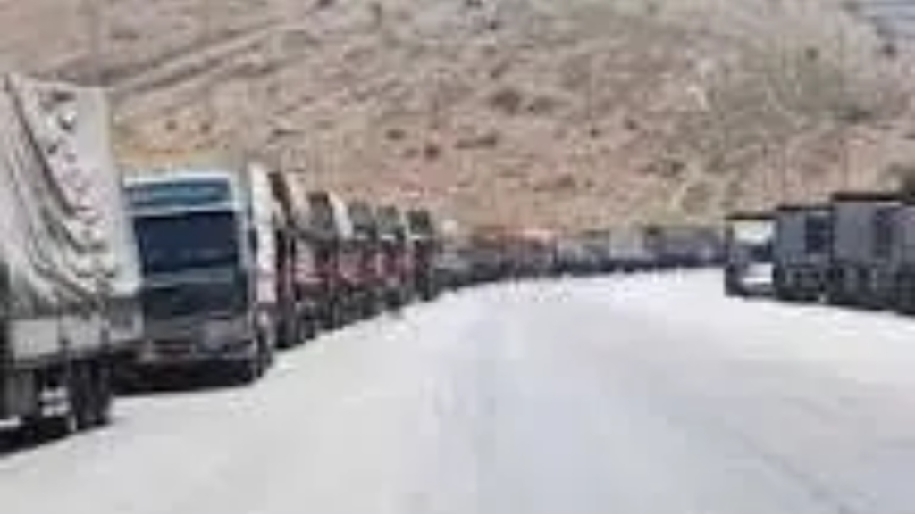 أزمة الشاحنات اللبنانية في سوريا… ماذا تخطط الحكومة لحلها؟