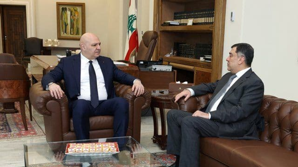 عون يستقبل رئيس طيران الشرق الأوسط ويطلع على أوضاع الشركة وخططها المستقبلية