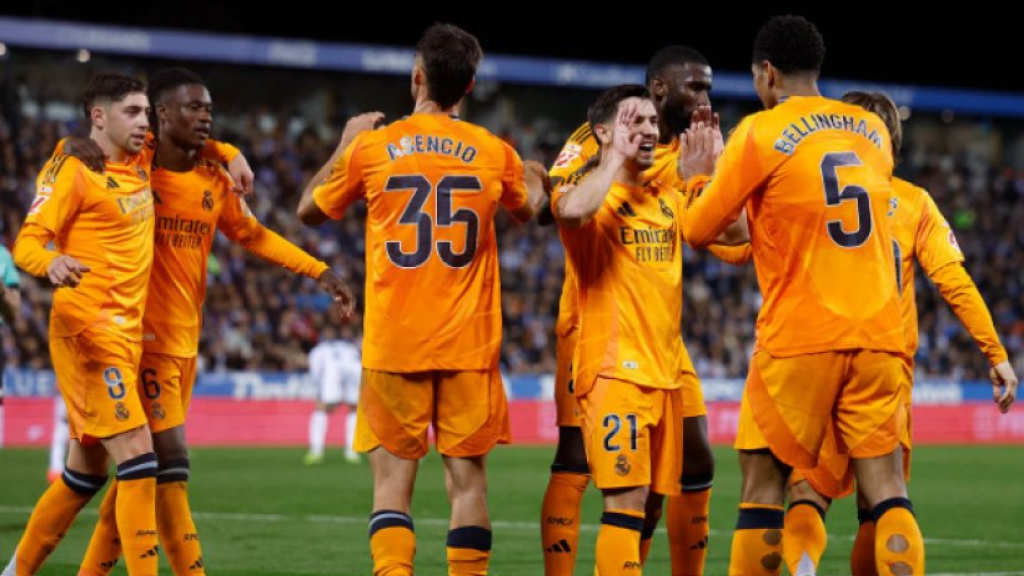 خطة واضحة ونتائج غائبة.. ماذا يحدث في وسط ملعب ريال مدريد؟