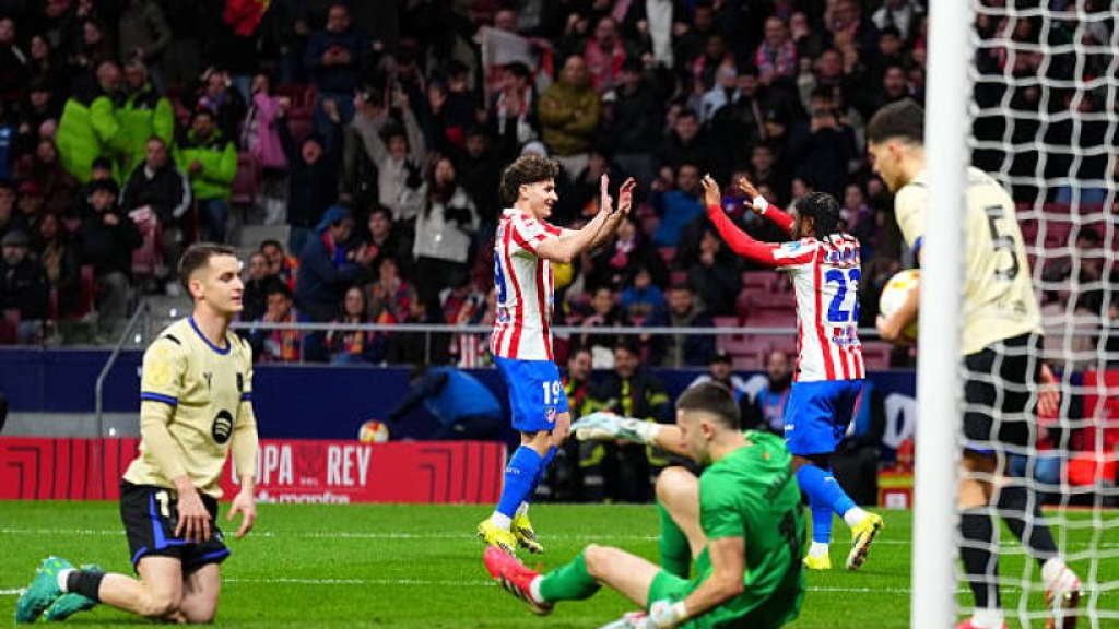 خمس مفاتيح توضح أسباب الهزيمة الثقيلة لبرشلونة أمام أتلتيكو مدريد