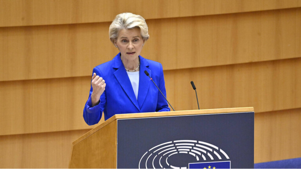 فون دير لاين: على الاتحاد الأوروبي تفعيل ميثاق الدفاع المشترك