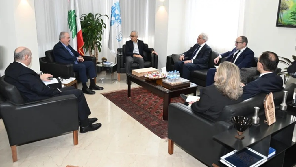 جابر يؤكد المضي في التحديث الرقمي بوزارة المالية