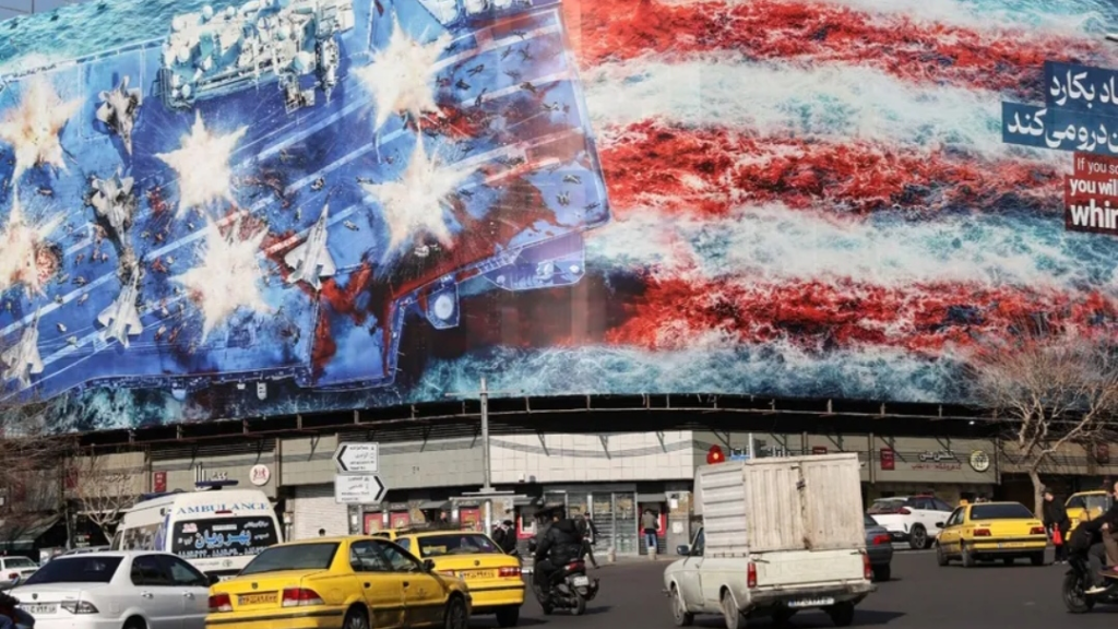 رئيس وزراء بولندا يدعو مواطنيه لمغادرة إيران: فرصة الإجلاء قد تنتهي خلال ساعات