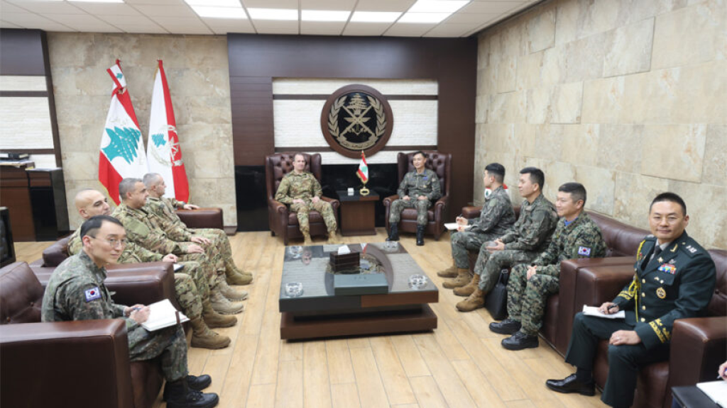 العماد هيكل بحث مع وفد عسكري كوري الدور الأساسي للكتيبة الكورية بالجنوب