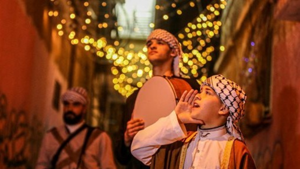 طقوس وعادات حول العالم تعبّر عن بهجة شهر رمضان المبارك