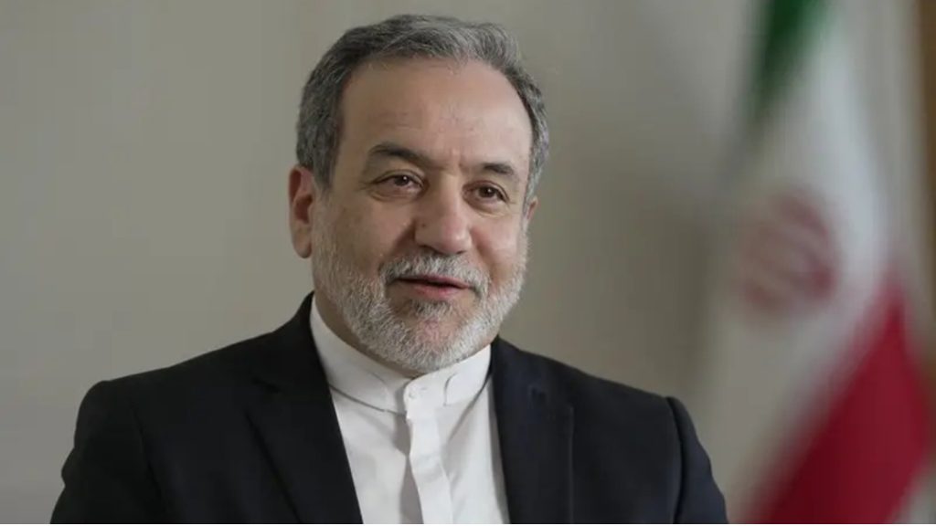 عراقجي يرد على ترامب: تتساءلون لماذا لا نستسلم؟